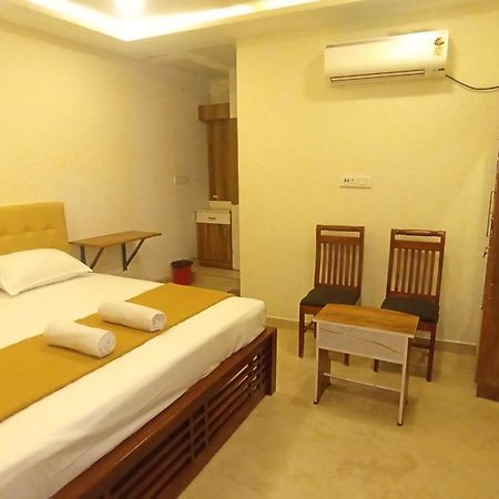 Mahadeepam Residency Villa Tiruvannamalai Exterior photo