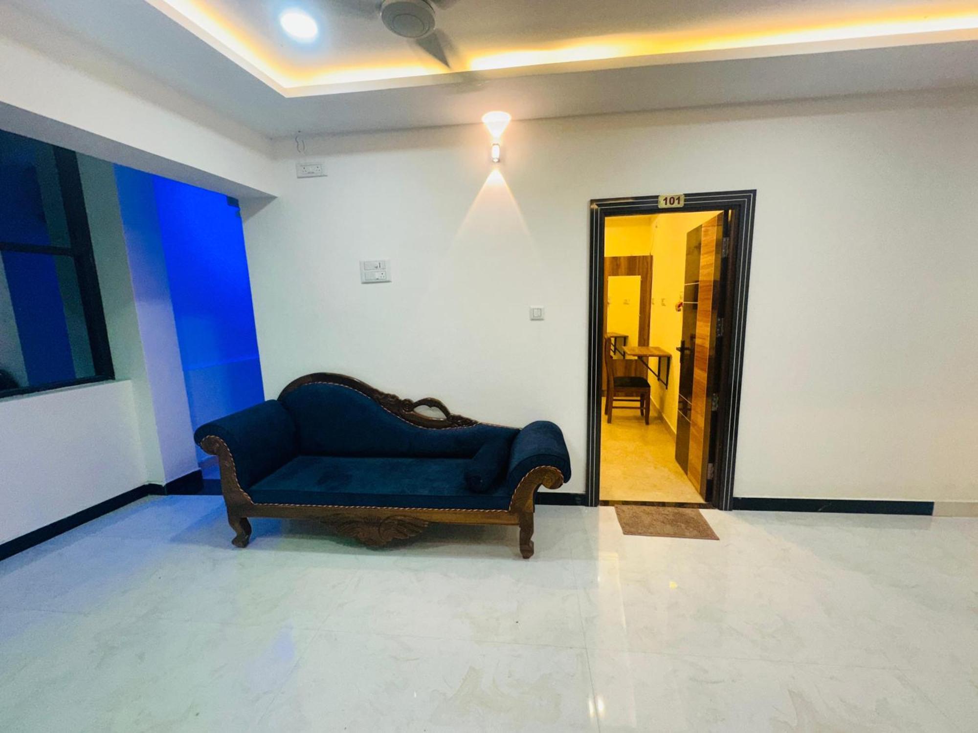 Mahadeepam Residency Villa Tiruvannamalai Exterior photo